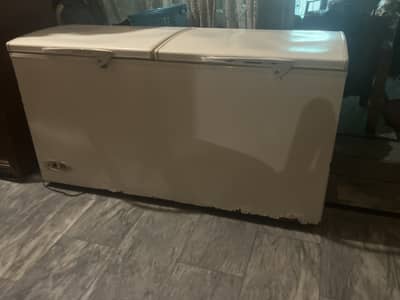 Dawlance double door fridge