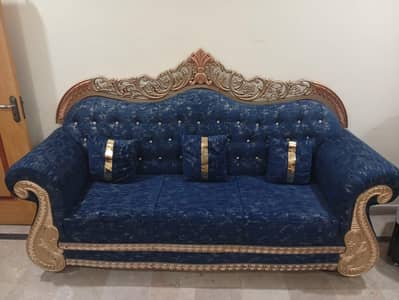 Luxury Royal Style Solid Wood Sofa Chairs – Excellent Condition