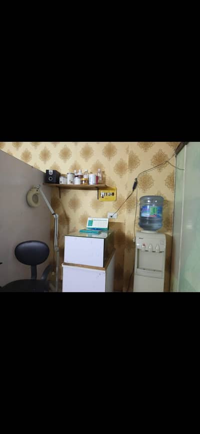 Running Beauty Saloon For Sale