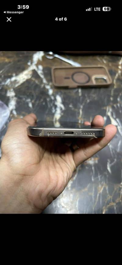 iphone 16 with box and charger 127 cycle count 256 gb