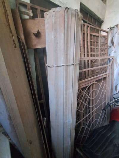 shop shutter a available 7by6 feet