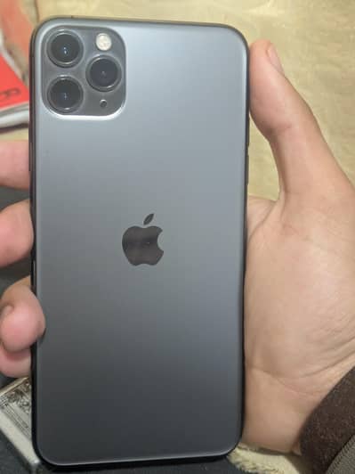 I'm selling iphone 11 pro max jv
