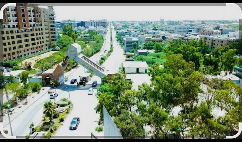 24 Marla solid Sunface plot for sale 4