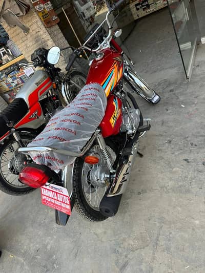 Honda 125 Brand New 60km