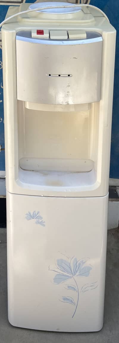 Water dispenser for sale 0309 1207580