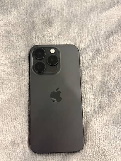 iPhone Black – 128 GB – PTA Approved – 10/10 Condition
