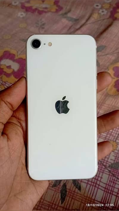iPhone SE 2020 128gb pta approved