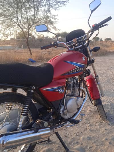 Suzuki GS 150 Available at investors rate