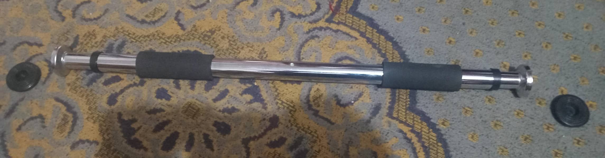 Adjustable Pull Up Bar 1