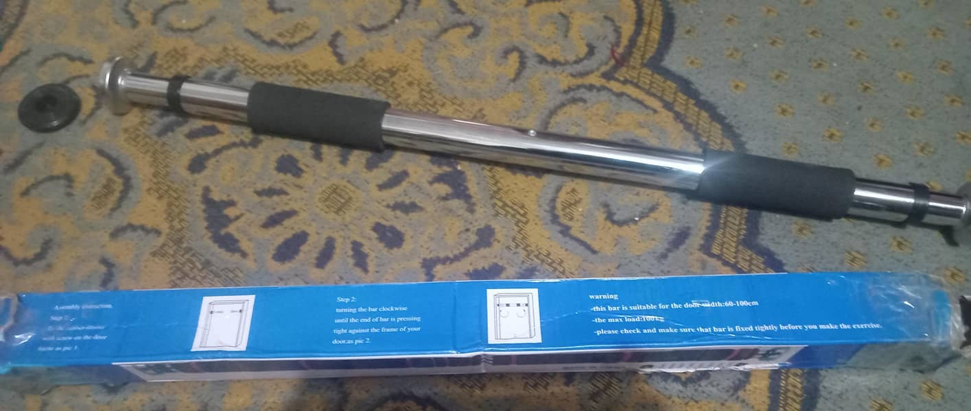 Adjustable Pull Up Bar 2