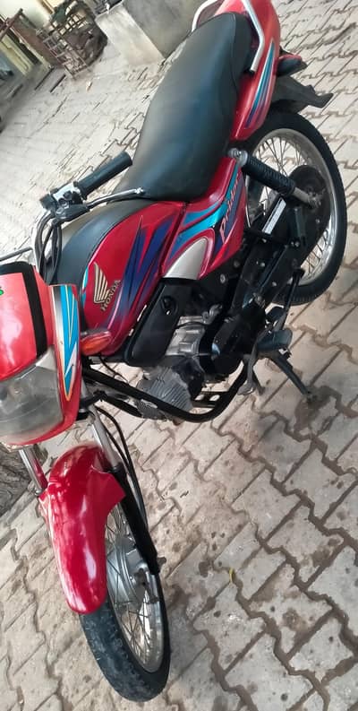 Honda Pridor 100 cc 0300,6333,620