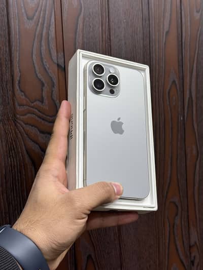 iPhone 15 pro max 512gb dual sim PTA                    12 13 14 16 17