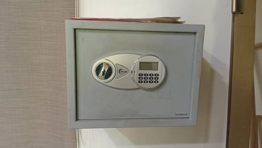 electric ir smart locker