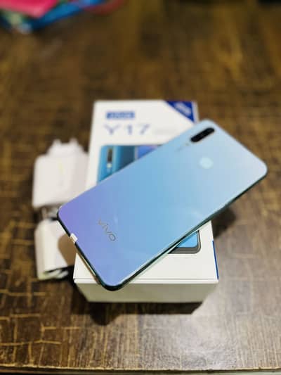 Vivo Y17 8/256 With box Charger