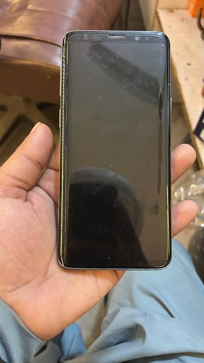 Samsung s9plus 4/64