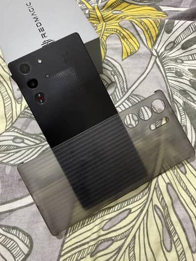 Redmagic 10s pro 12gb+12gb ram 256gb rom