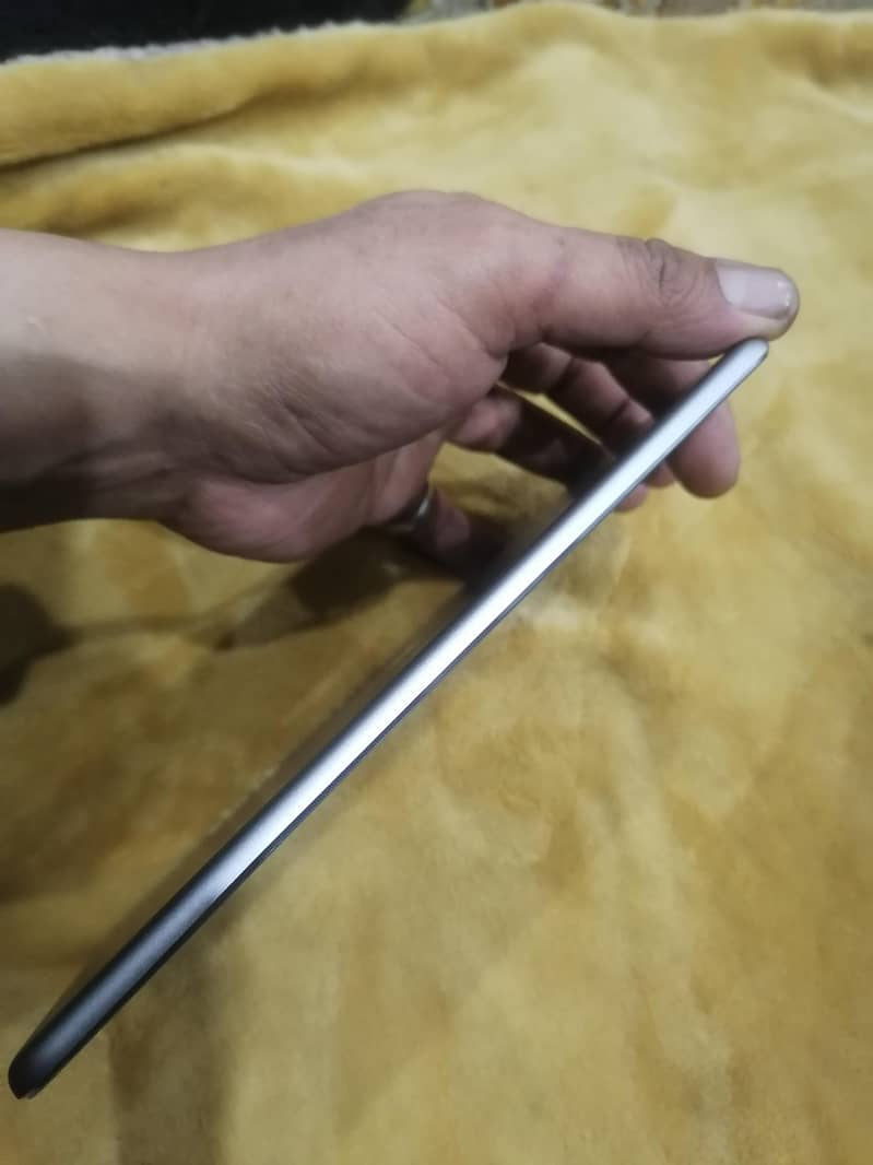 ipad mini 4 7