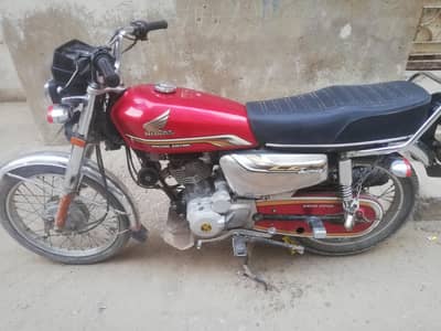 Karachi registration Honda cg 125 model 2020 Genuine condition yb ybr