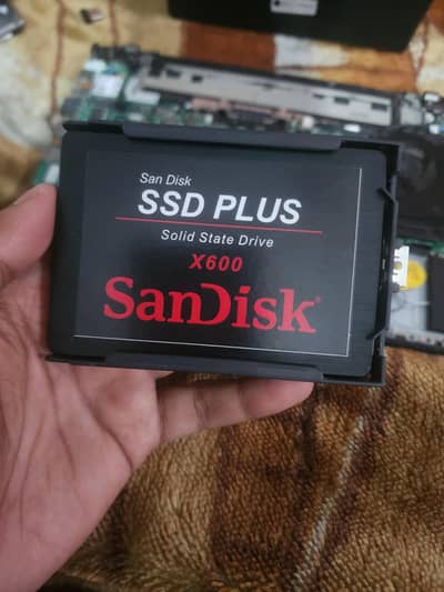 SanDisk 1TB SSD for laptop and computer