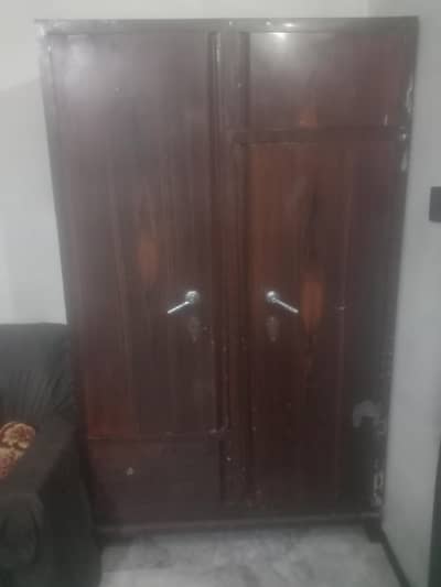 53 kg wazn hai 13000 final new ly li hai esliye sale krni