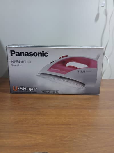 STEAM IRON MINT CONDITION WITH BOX