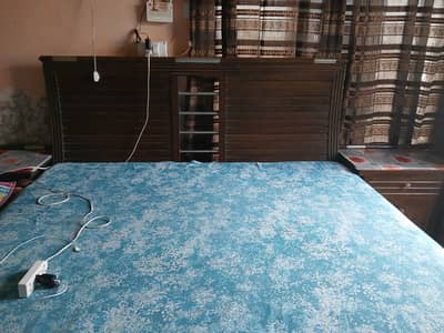 Bed and Dressing table