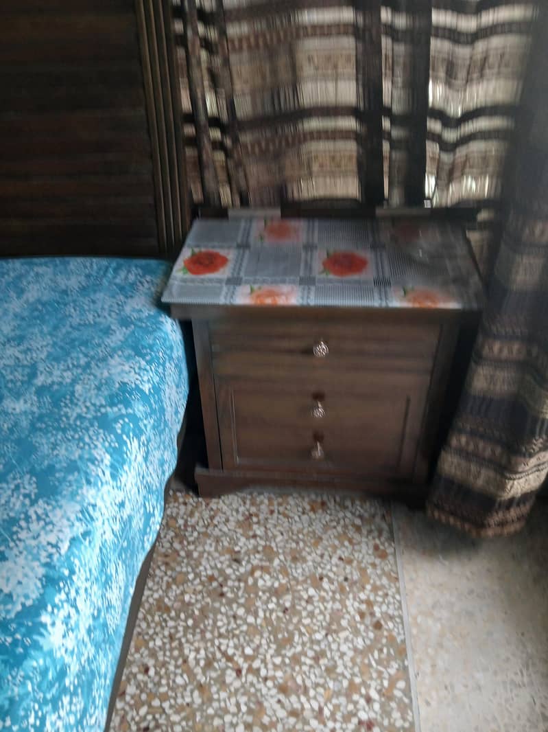 Bed and Dressing table 1