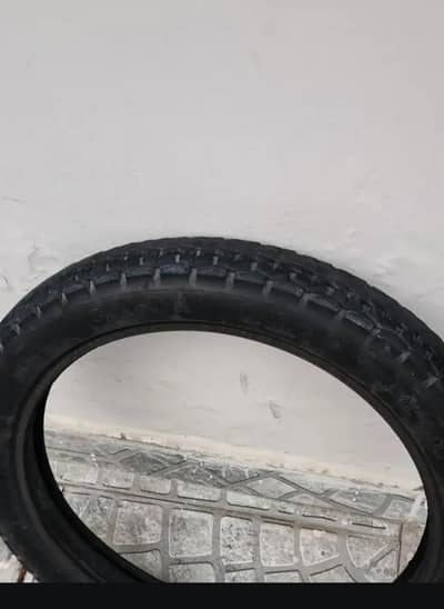 panther tyer +Tube  honda 70 ,less used . .