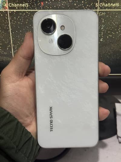 Tecno Spark Go 1