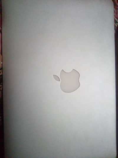 MacBook modelA130
