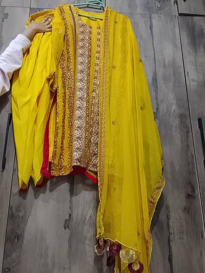 3 PC beautiful Yellow color suit wedding or formal wear