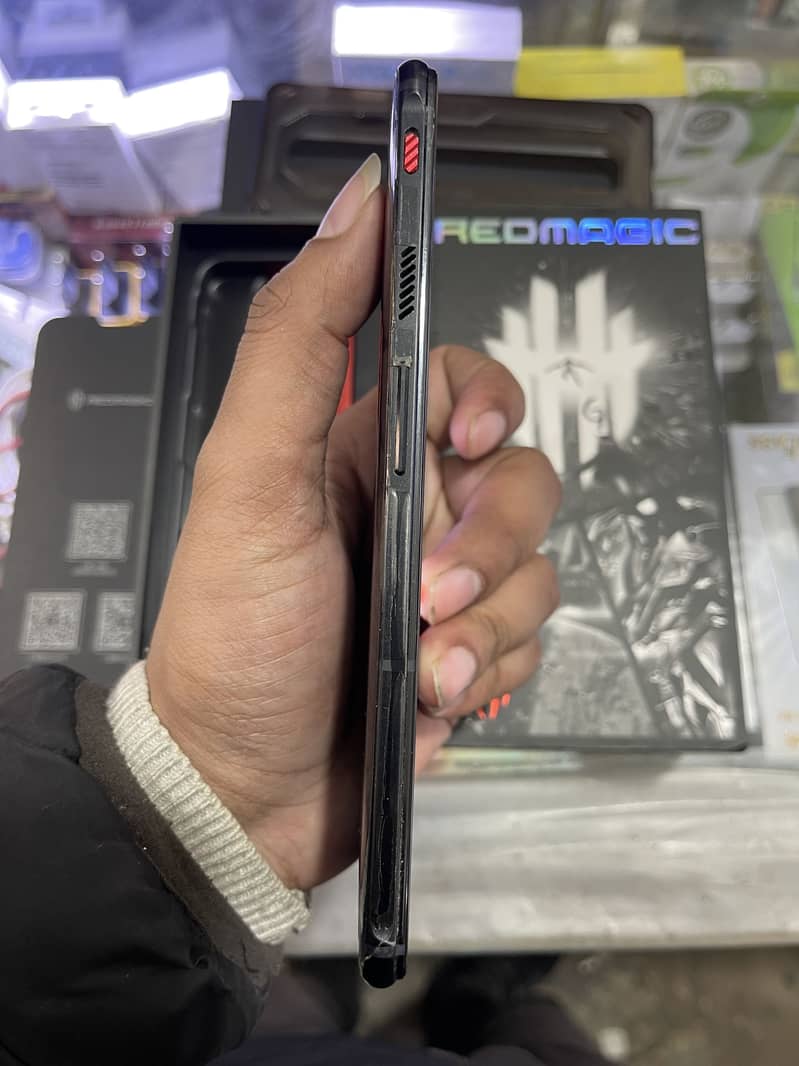 Redmagic 7 ghost edition 9