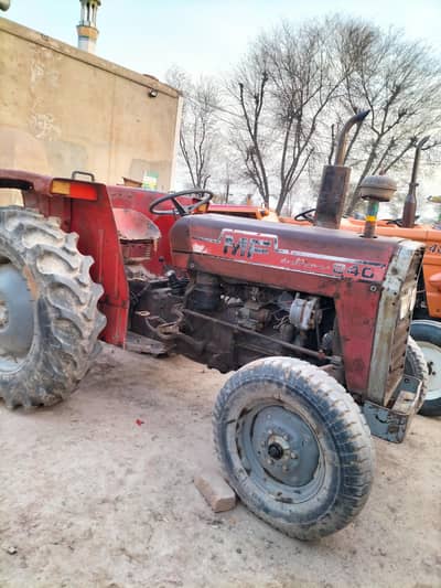 میسی فرگوسن 240 1990۔ 750000۔ 03180629054 لوکیش ملتان