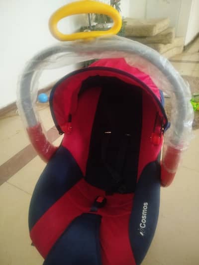 baby carry cot in excellent condition in affordable price