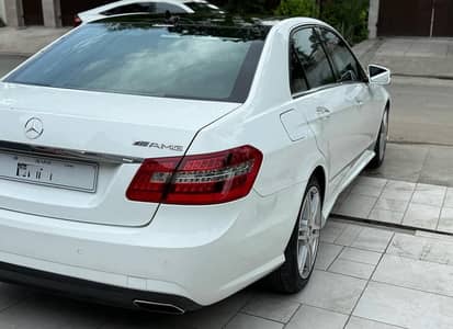 MERCEDES E200 AMG 1/1