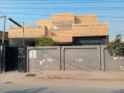 Double Storey 17 Marla House Available In Nasheman Colony For sale