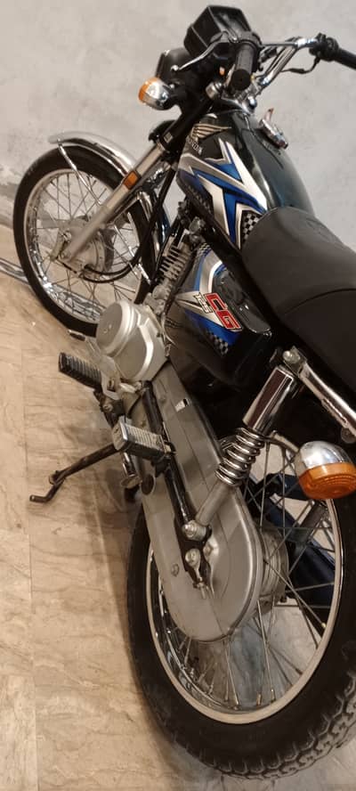 Honda CG 125 2024