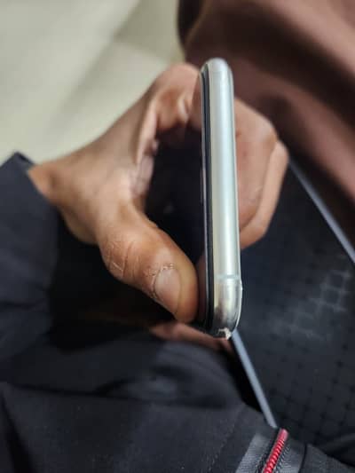 iPhone Xamax official PTA 64 GB