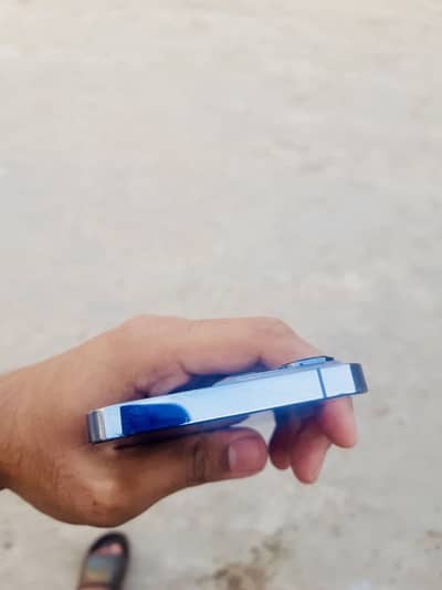 iPhone 13 Pro – Dual SIM (Official PTA Approved)  Box urgently sale