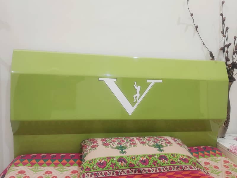 bed/single bed/side table/study table/serving table/hanging stand 1