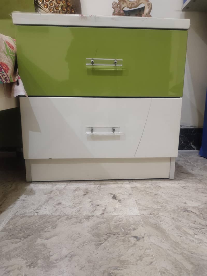 bed/single bed/side table/study table/serving table/hanging stand 7