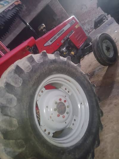 Massey 385