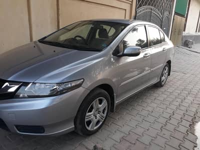 HONDA CITY AUTOMATIC FIRST OWNER TOTAL GANINE CAR.