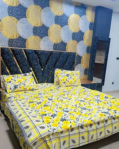 Studio phr day Sort Time available