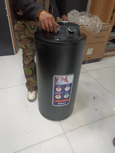 izone sixty liter  electric Geyser