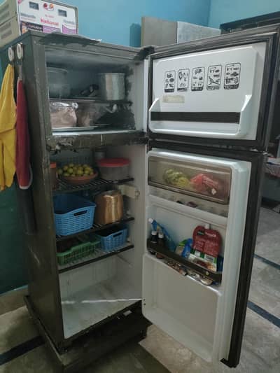 Pel Refrigerator Medium