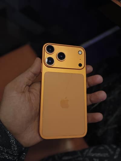 iphone xr Converted 17 pro max Non pta read ful add 03025271768