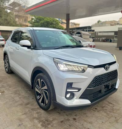 Toyota raize z 2020 4 grade