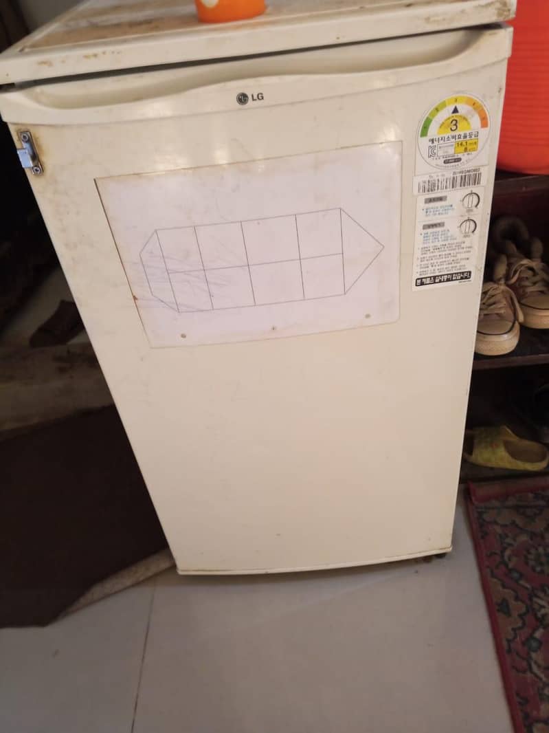 Small Fridge 1