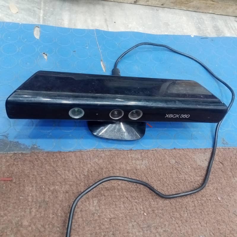 Xbox 360 Kinect sensor 0